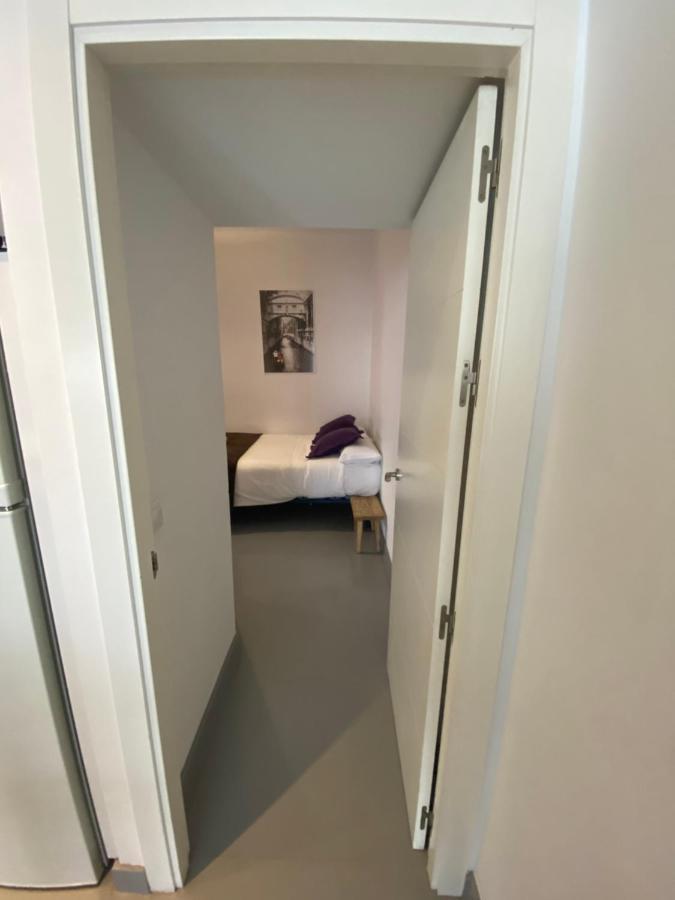 Apartamento En Madrid Rio Con Parking Gratuito Luaran gambar